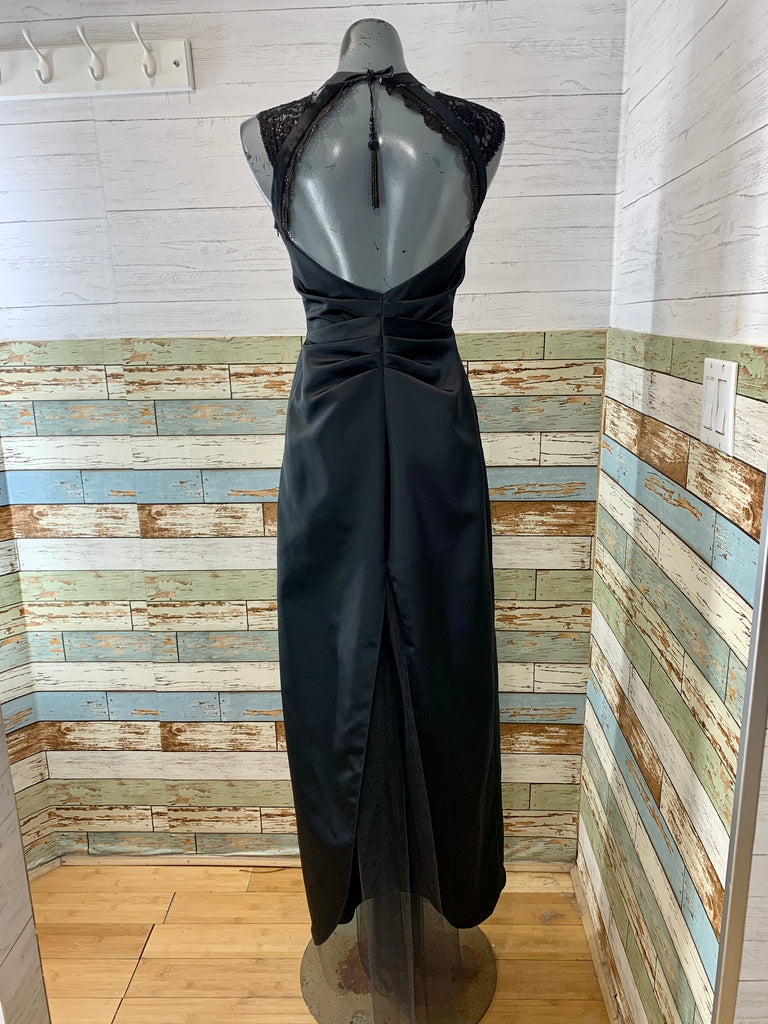 00’s Black Open Back Maxi Gown with Lace - Hamlets Vintage