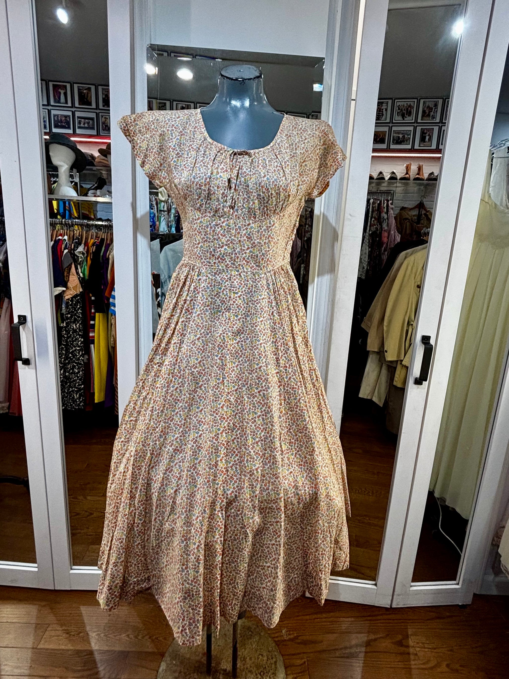 50s Beige Muticolor Flower Cap Sleeve Fit And Flare Day Dress 50s Beige Muticolor Flower Cap Sleeve Fit And Flare Day Dress