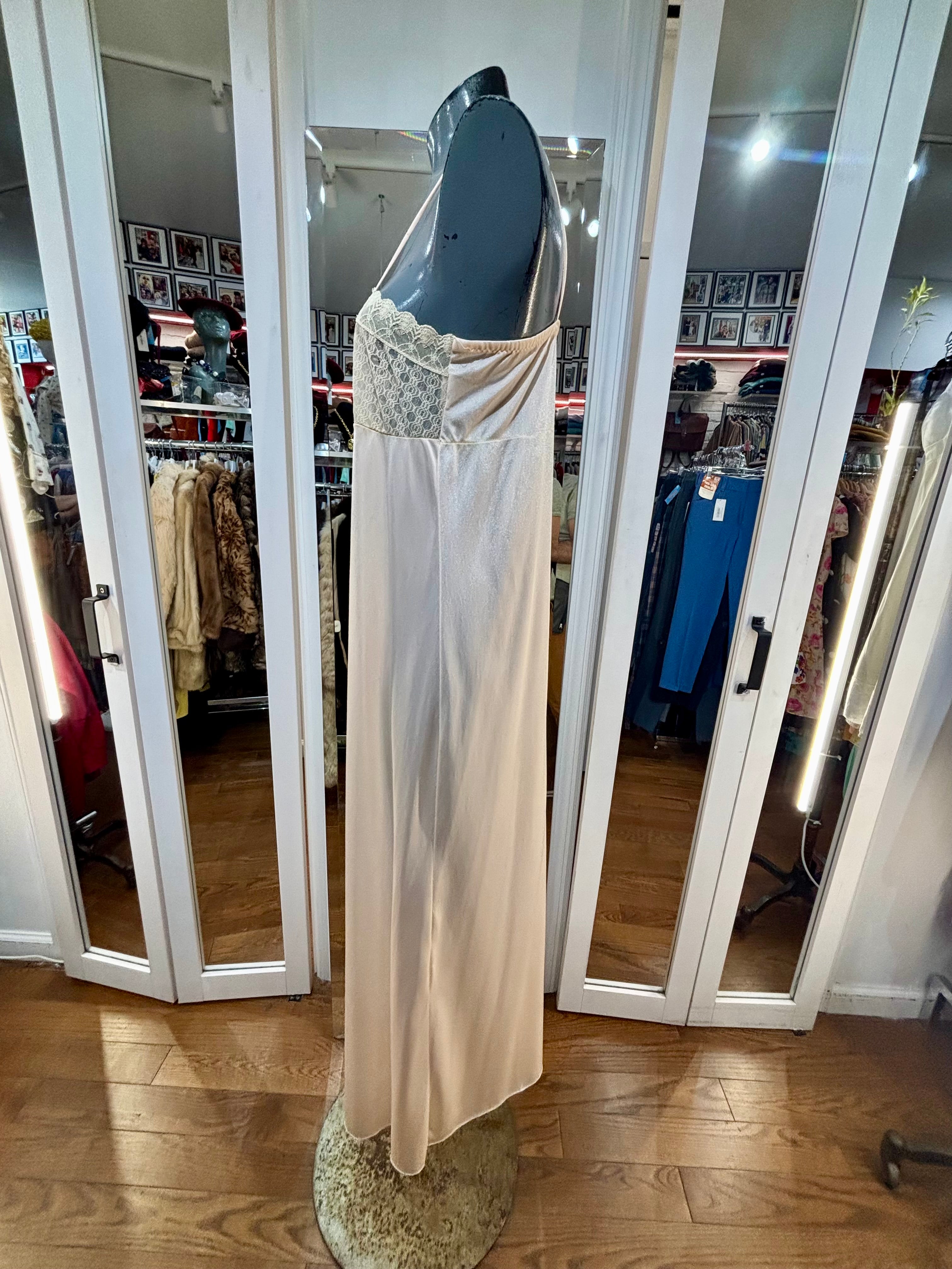 70's Beige Long Slip Dress With Lace Detailing By Undercover Wear – Hamlets Vintage