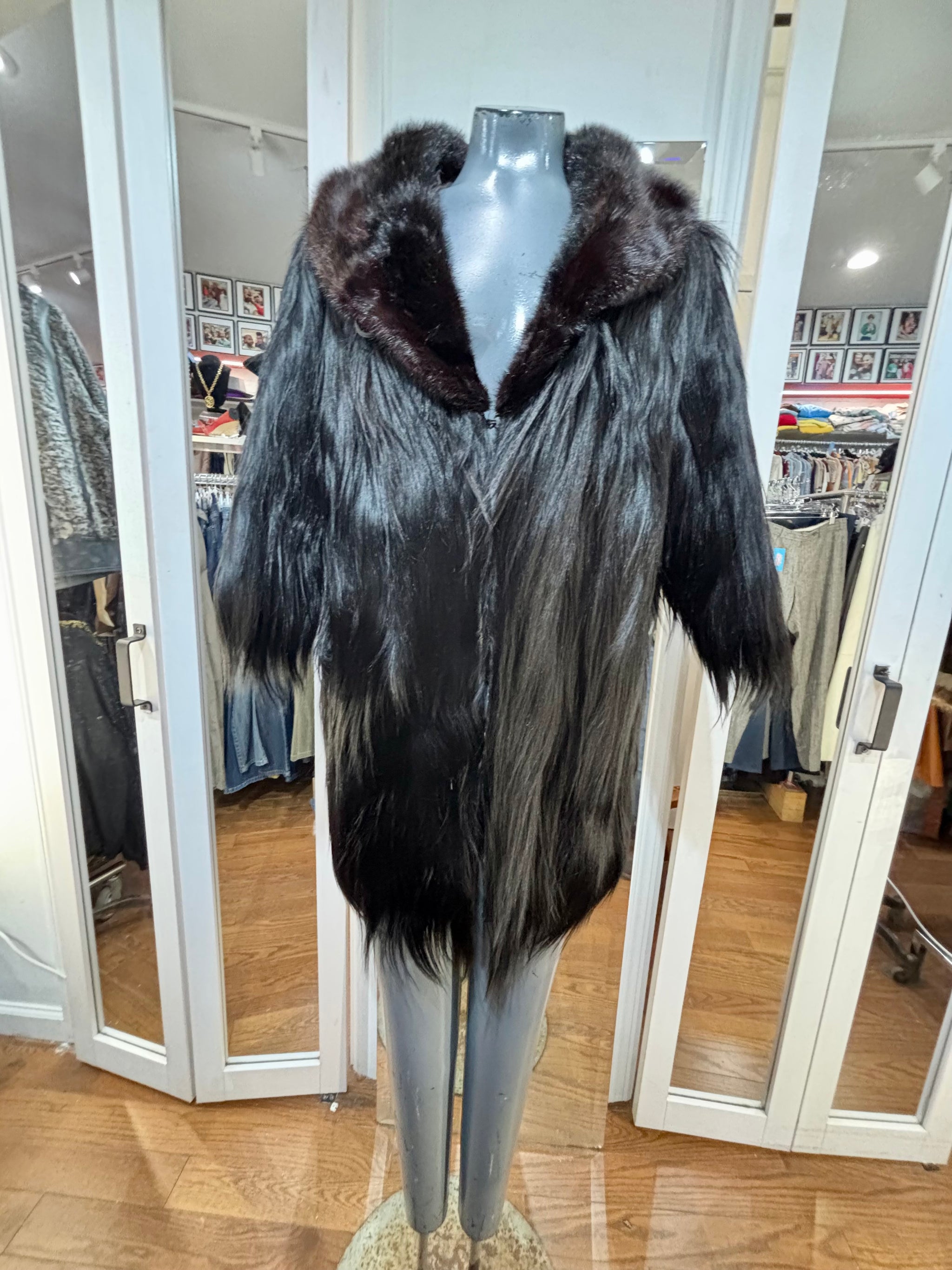 Outwear – Hamlets Vintage