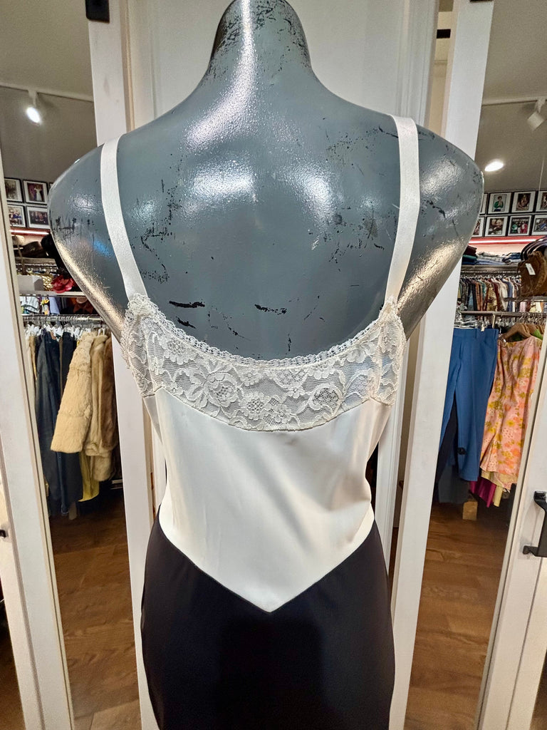 60's Black And White Slip Dress With Lace Detailing By Vanity Fair Hamlets Vintage 60's Black And White Slip Dress With Lace Detailing By Vanity Fair Hamlets Vintage