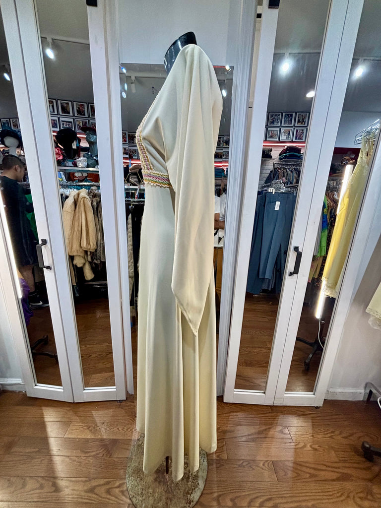 70's Off White Boho Maxi Dress With Embroidered Trim Detailing By Juni – Hamlets Vintage