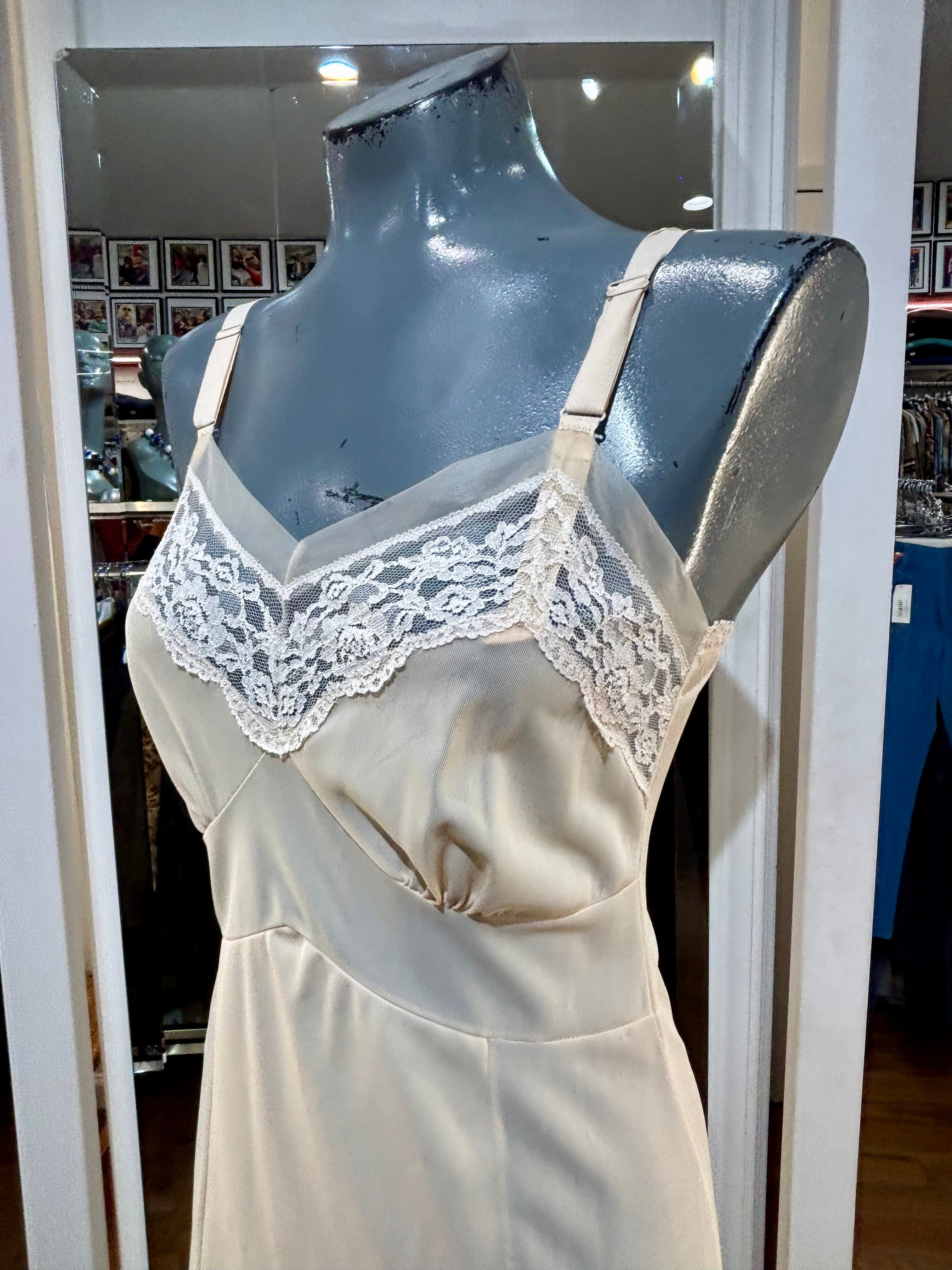 60's Peach Slip Dress With Lace Detailing By Sliperfection Hamlets Vintage 60's Peach Slip Dress With Lace Detailing By Sliperfection Hamlets Vintage
