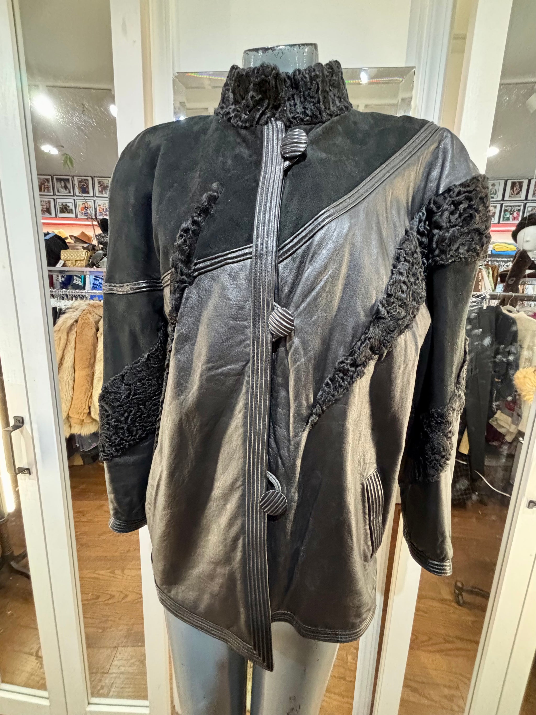 Outwear – Hamlets Vintage