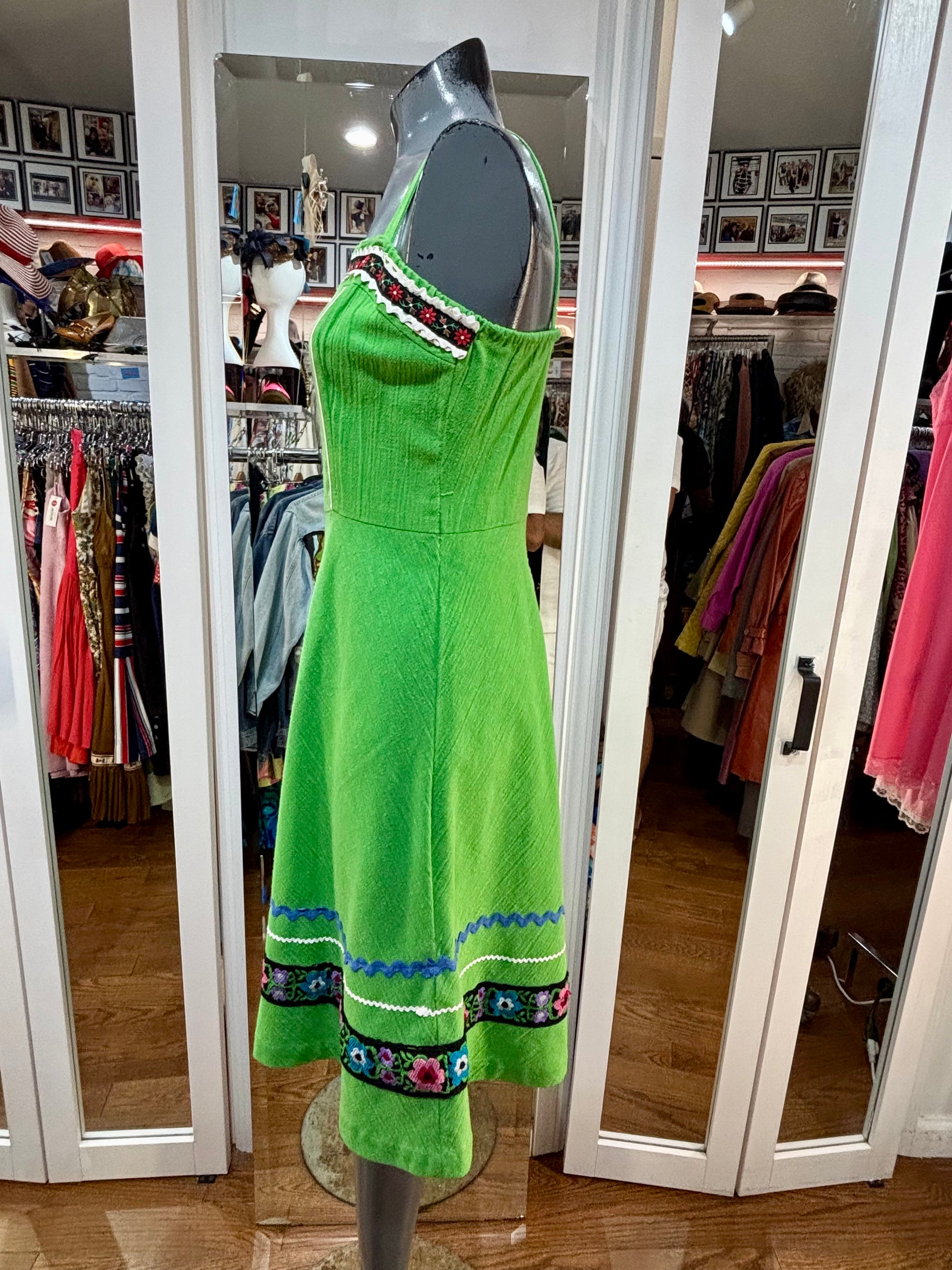 green 70's dress 70’s With Multicolored Trim Fit & flare By Byer California YCRF_ROMPERS-alpha Perfect mini length for Cole Haan Men's Ledley Color:Pinot Noir