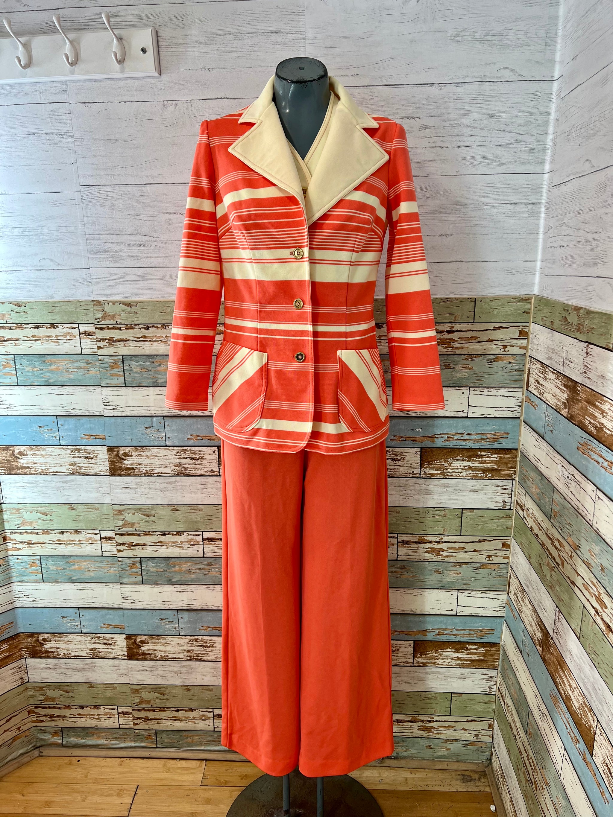 Outfit Sets Best Vintage Clothing in New York City Hamletsvintage Hamlets Vintage