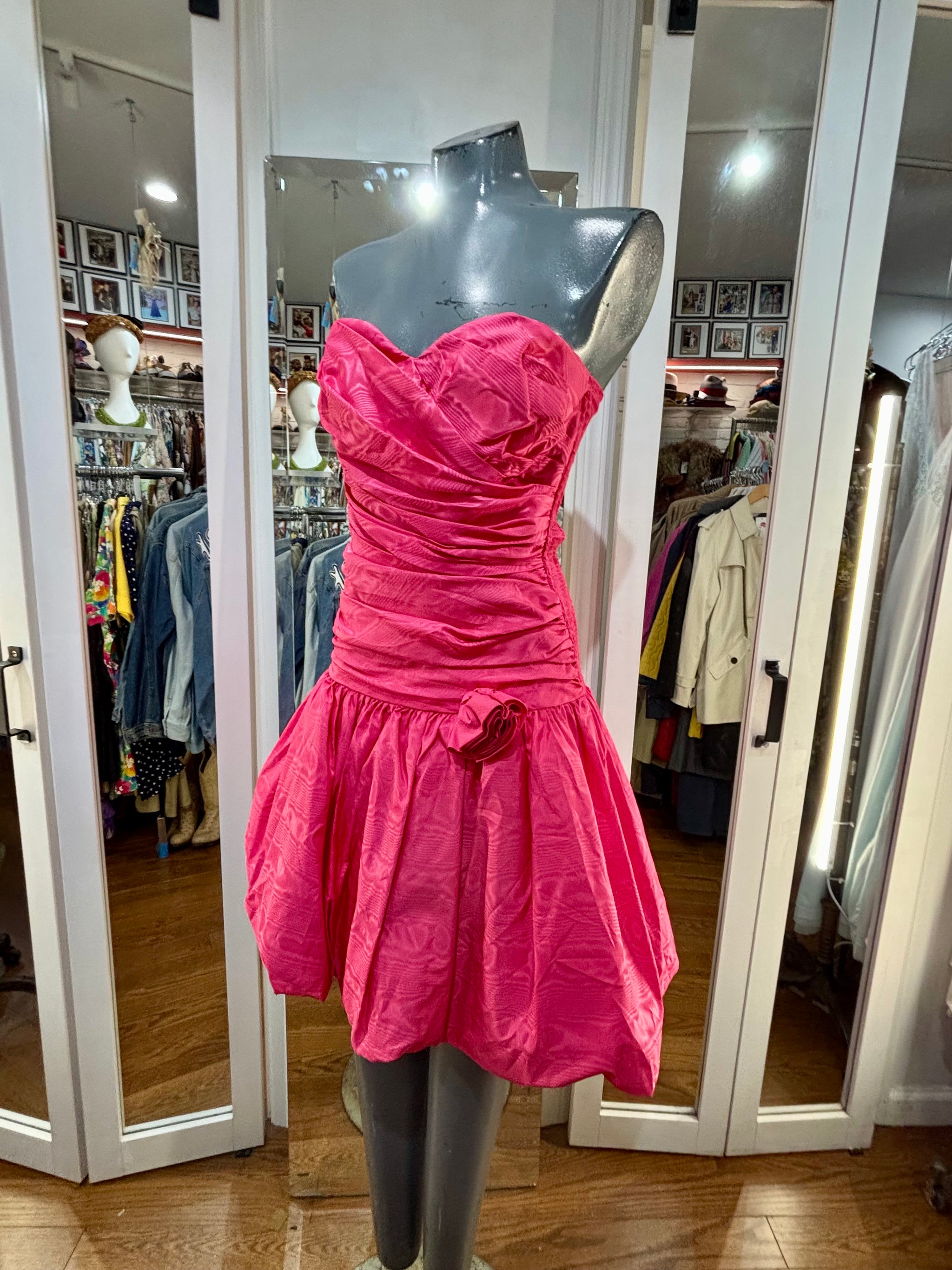 80's Hot Pink Strapless Party Dress By Positively Ellyn Petites Hamlets Vintage 80's Hot Pink Strapless Party Dress By Positively Ellyn Petites Hamlets Vintage