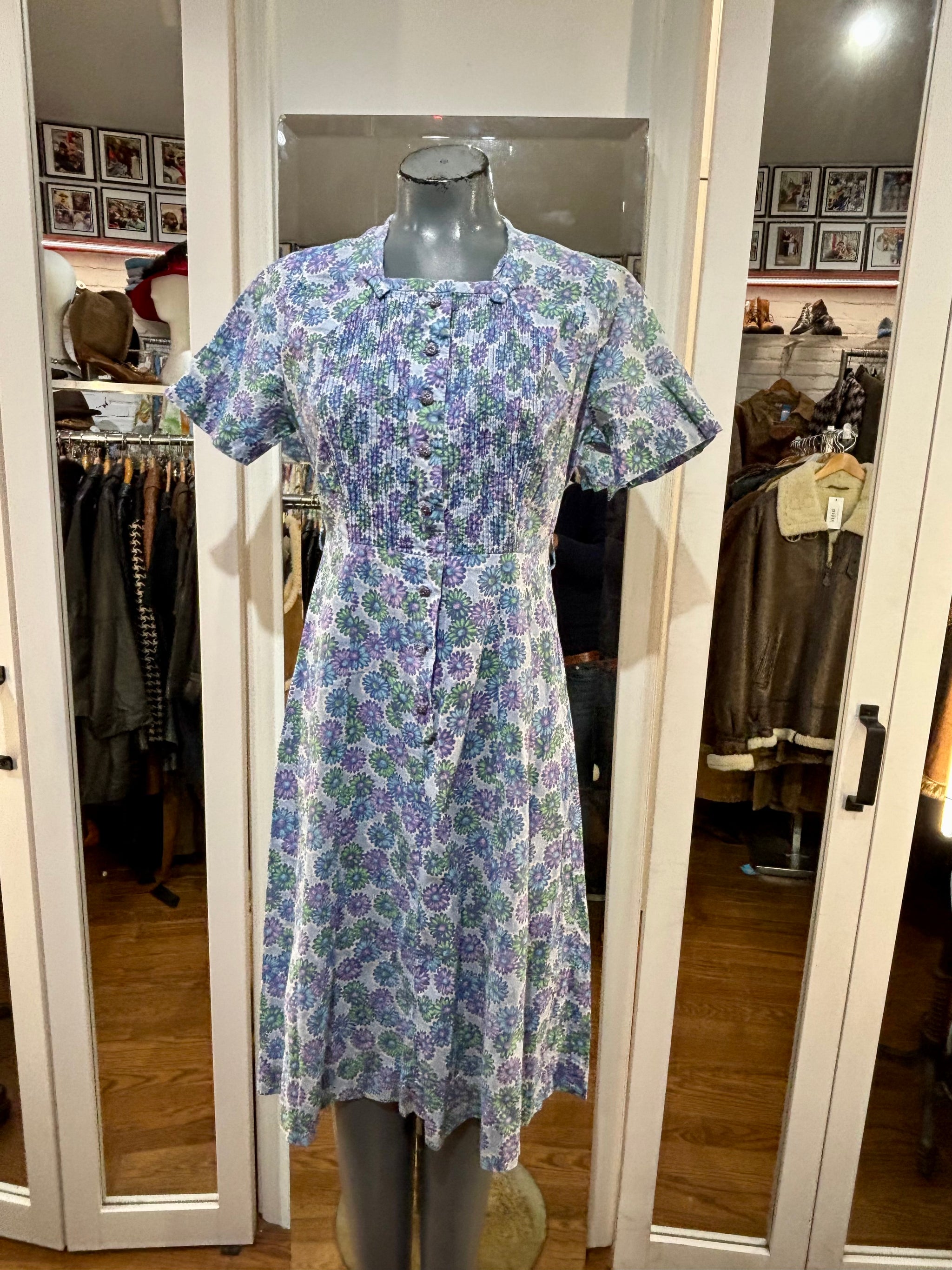 50's Light Blue Multicolor Flower Print Dress By Caldwell Casuals Hamlets Vintage 50's Light Blue Multicolor Flower Print Dress By Caldwell Casuals Hamlets Vintage
