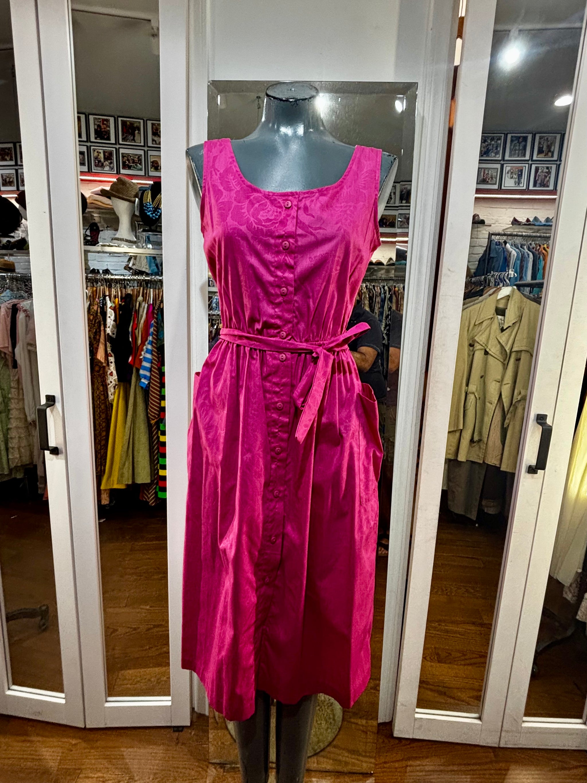 50's pink dress Vintage 1950s Cape Collar Size M, Vintage Dress, Shirtwaist Dress, 1950s Dress, New Look Dress, Vintage Clothing, Retro Clothing please choose the size according to the size chart of each product. Akklian Women's 1950s Pink Hepburn