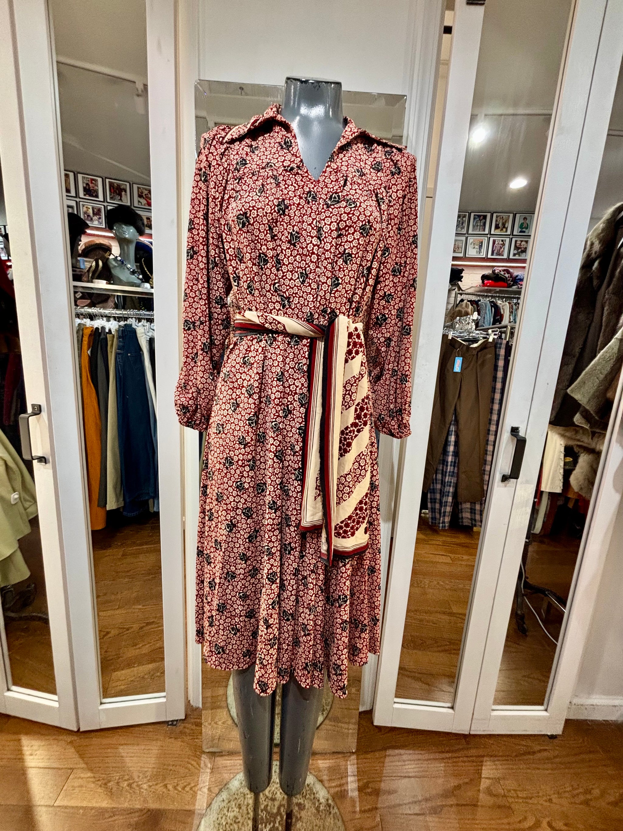 maroon boho dress Stunning Bowknot Cutout Midi Dress in Burgundy