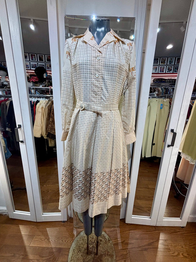 1960's COLLECTION  Hamlets Vintage