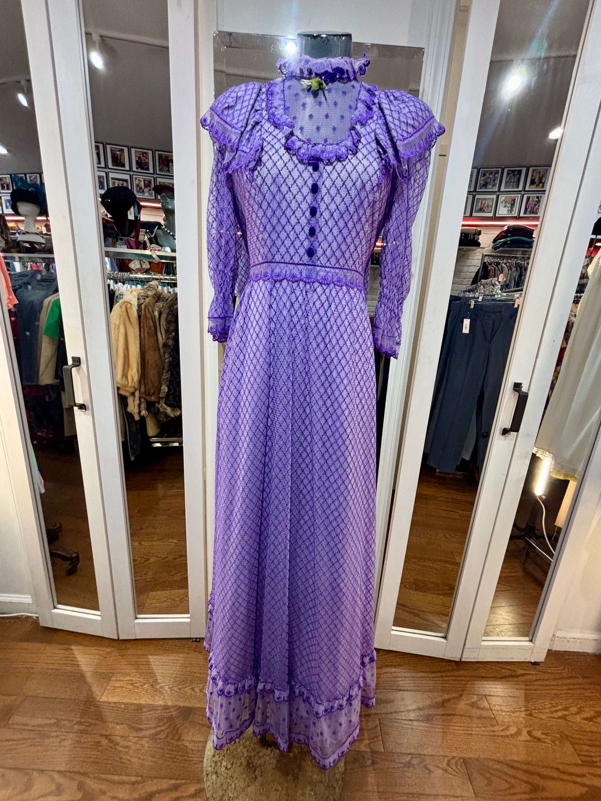 70's Lilac Double Layer Edwardian Style Maxi Dress By Ein Pagels Model Hamlets Vintage 70's Lilac Double Layer Edwardian Style Maxi Dress By Ein Pagels Model Hamlets Vintage