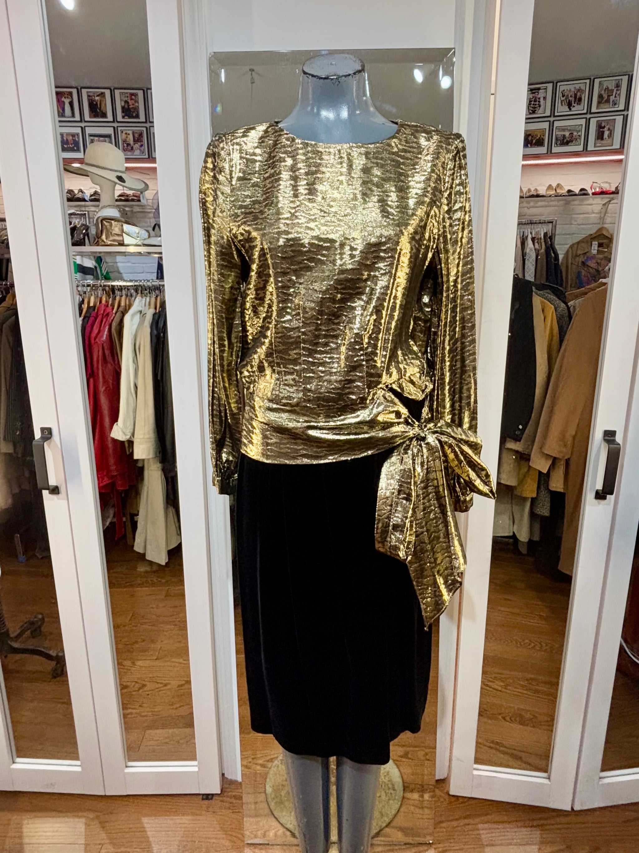 80's Metallic Lame Gold & Black Holiday Dress Hamlets Vintage 80's Metallic Lame Gold & Black Holiday Dress Hamlets Vintage