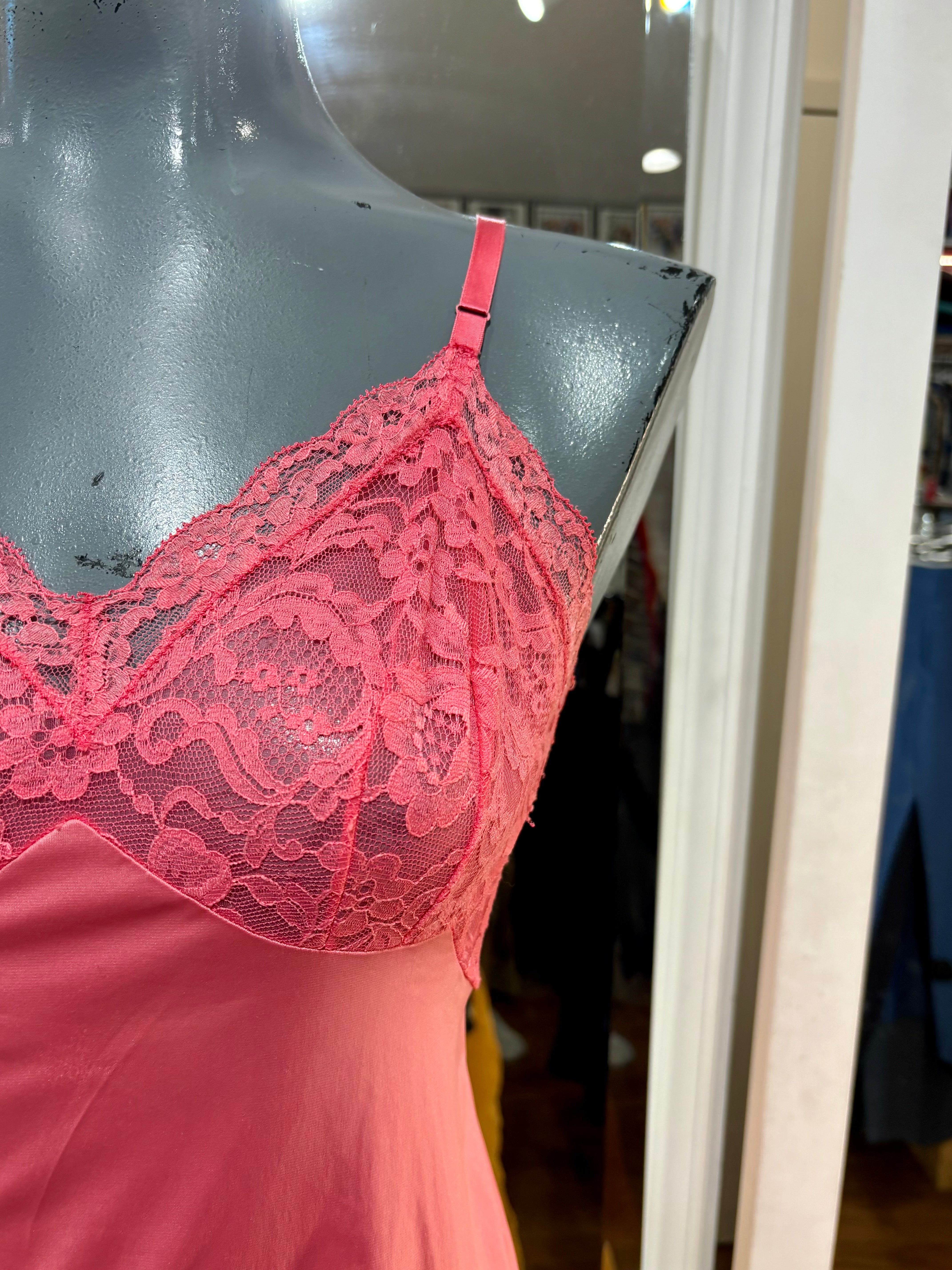 60's Pink Slip Dress With Lace Detailing – Hamlets Vintage