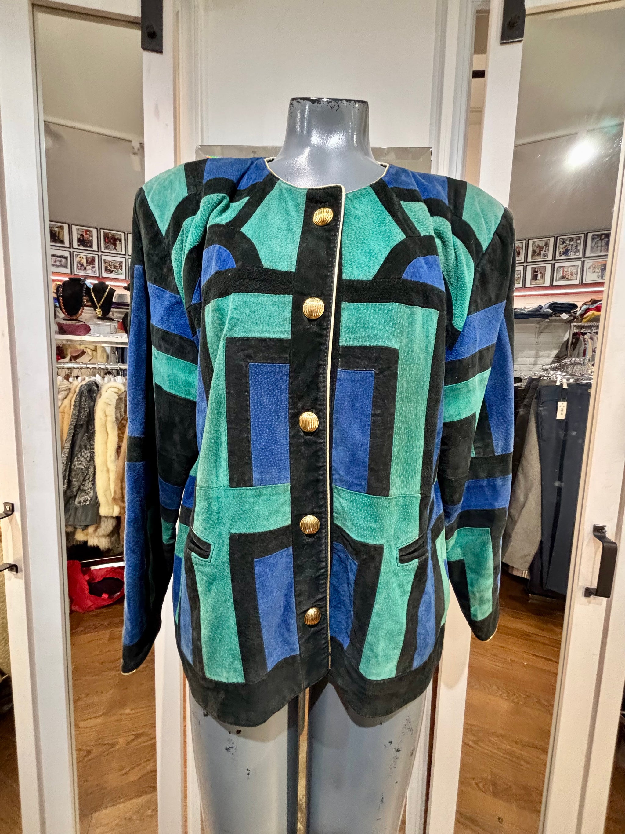 Outwear – Hamlets Vintage