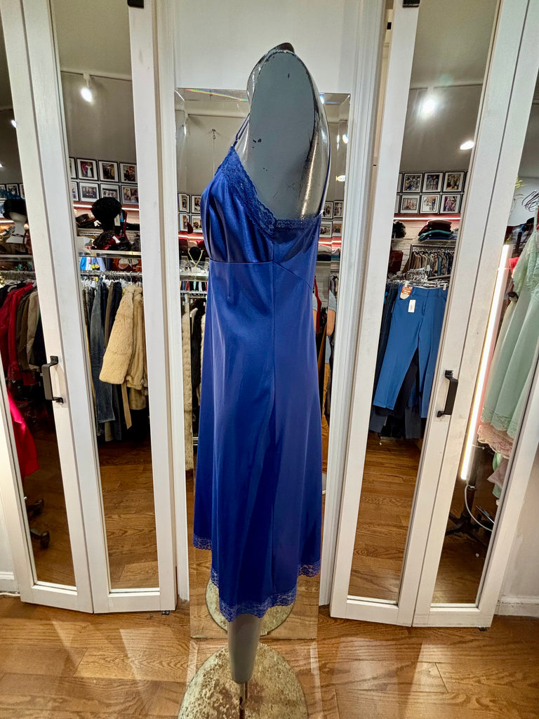 blue slip dress 60's Navy With Lace Detailing By Vanity Fair – Hamlets Vintage 100% 30MM Silk Dry Colors:Confetti Pink Back Style_Lace Up Corset Back Pale Blue Lace Off
