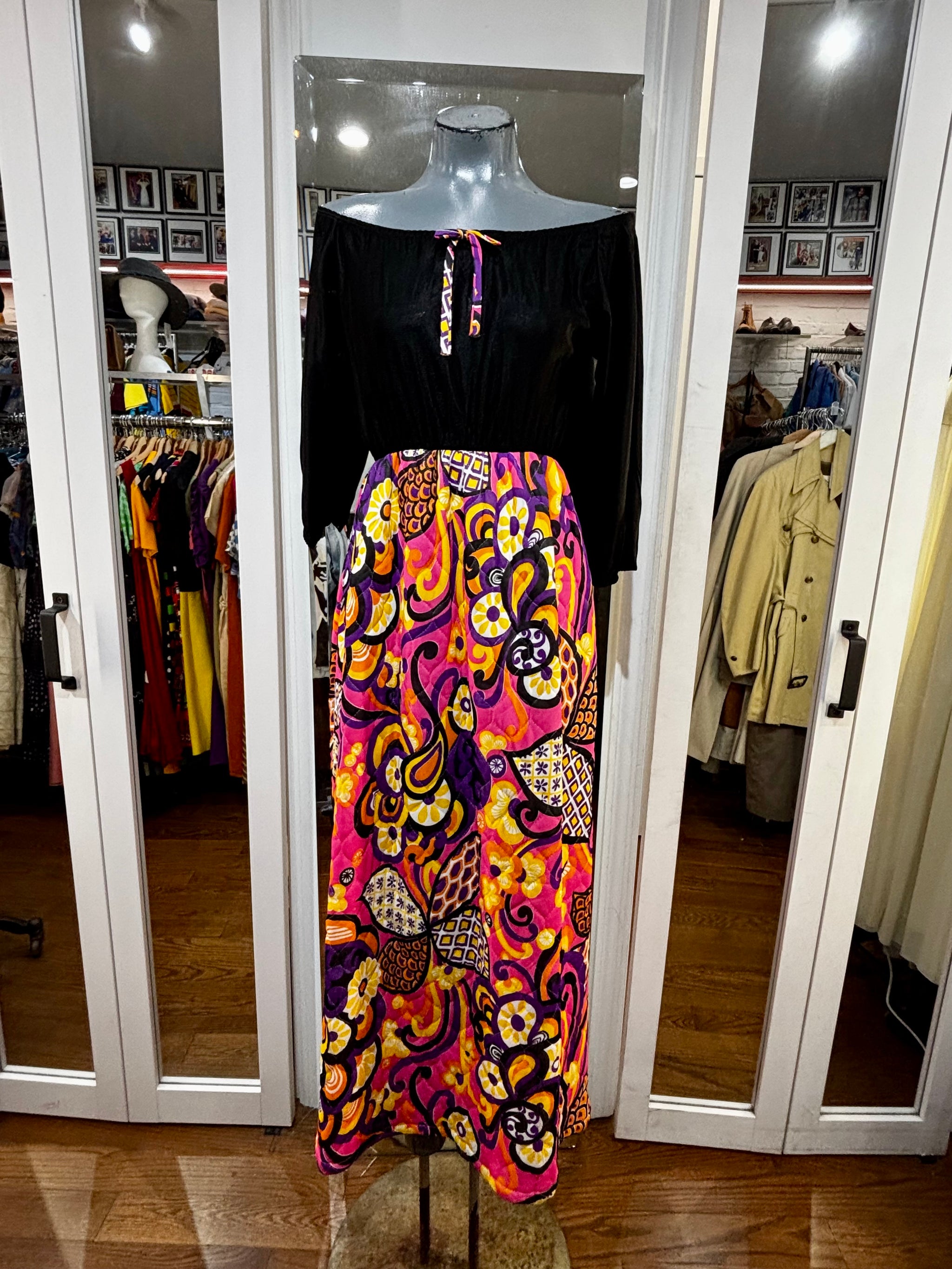 70's Pink And Black 2 Tone Maxi Dress With Abstract Quilted Tropical P –  Hamlets Vintage