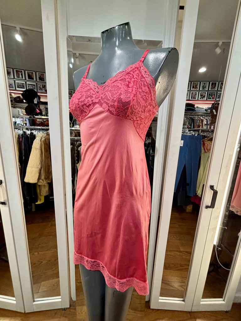 60’s Pink Slip Dress With Lace Detailing 60’s Pink Slip Dress With Lace Detailing