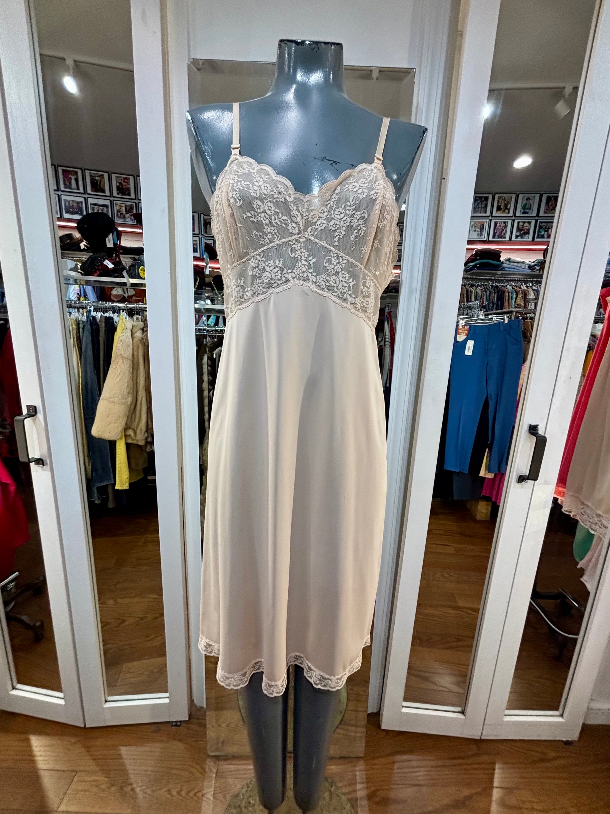 70's Beige Slip Dress With Lace Detailing By Vassarette – Hamlets Vintage