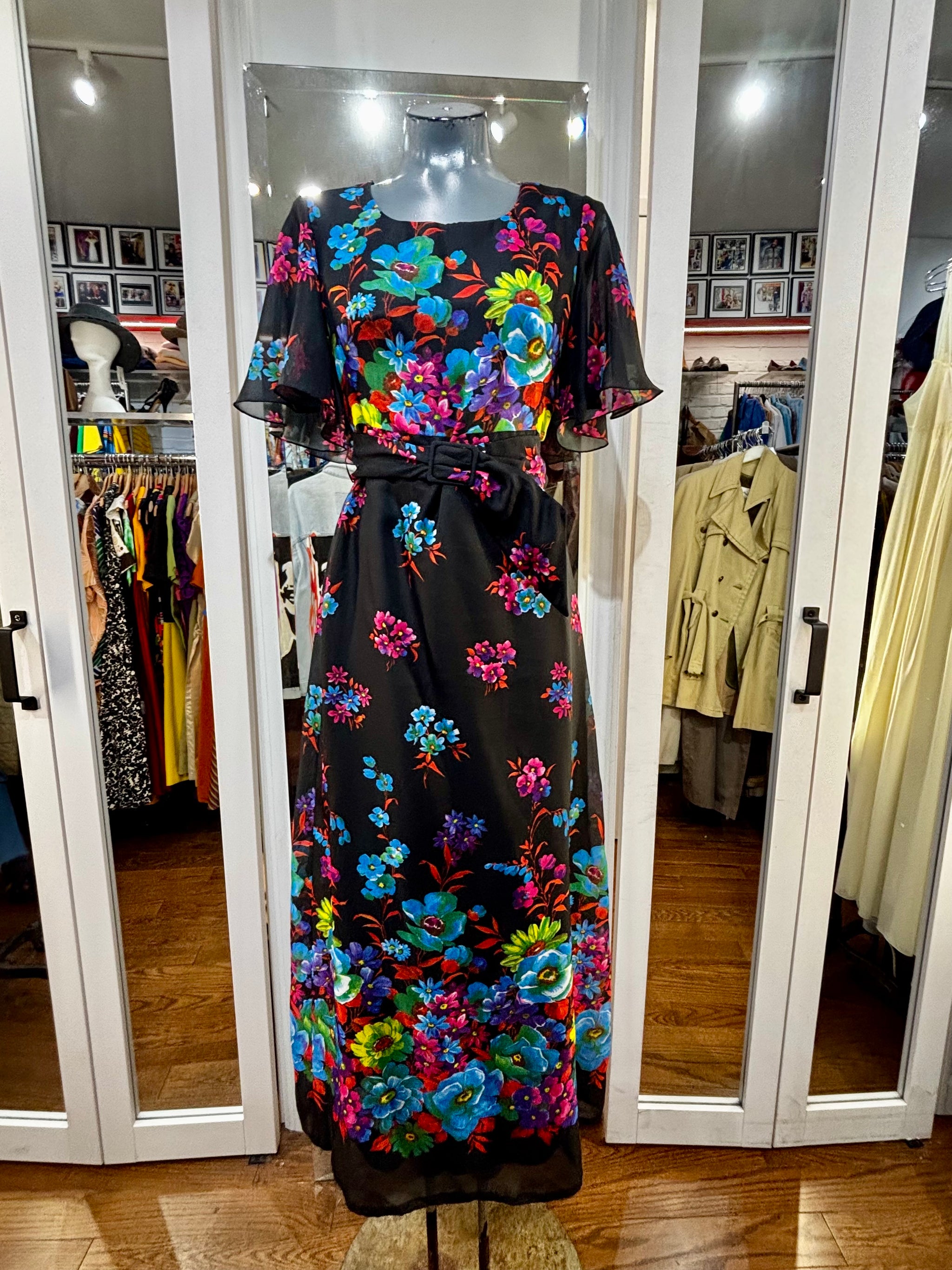 70's Black Multicolor Flower Maxi Dress With Ruffle Layers Sleeve  Hamlets  Vintage