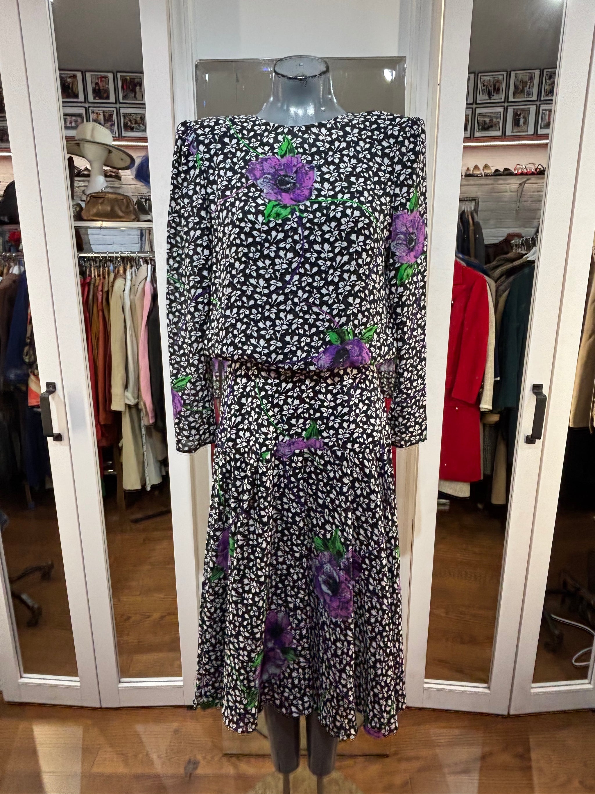 80s - Drop Waist Maxi Flower long Sleeve Flower Print Dress By Kono Ne Hamlets Vintage 80s - Drop Waist Maxi Flower long Sleeve Flower Print Dress By Kono Ne Hamlets Vintage