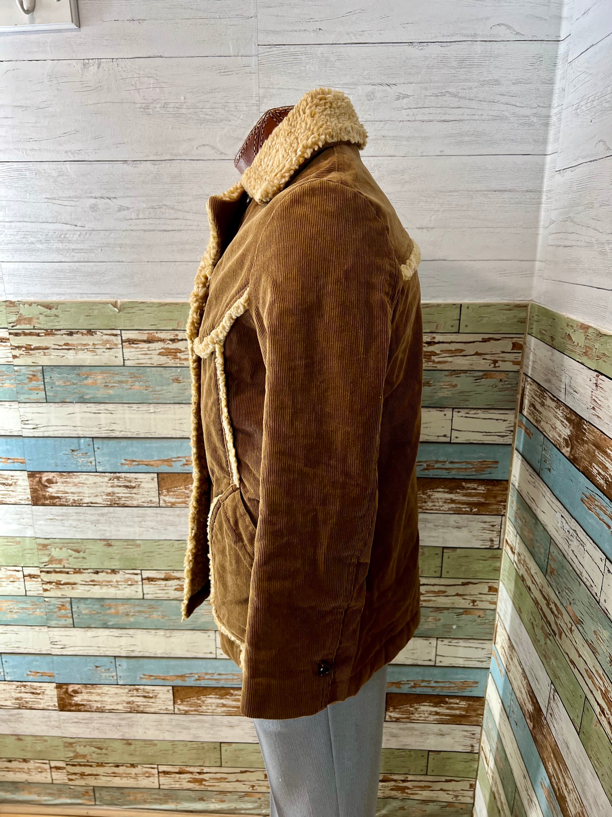 70's Brown Corduroy Western Coat With Faux Shearling Lining