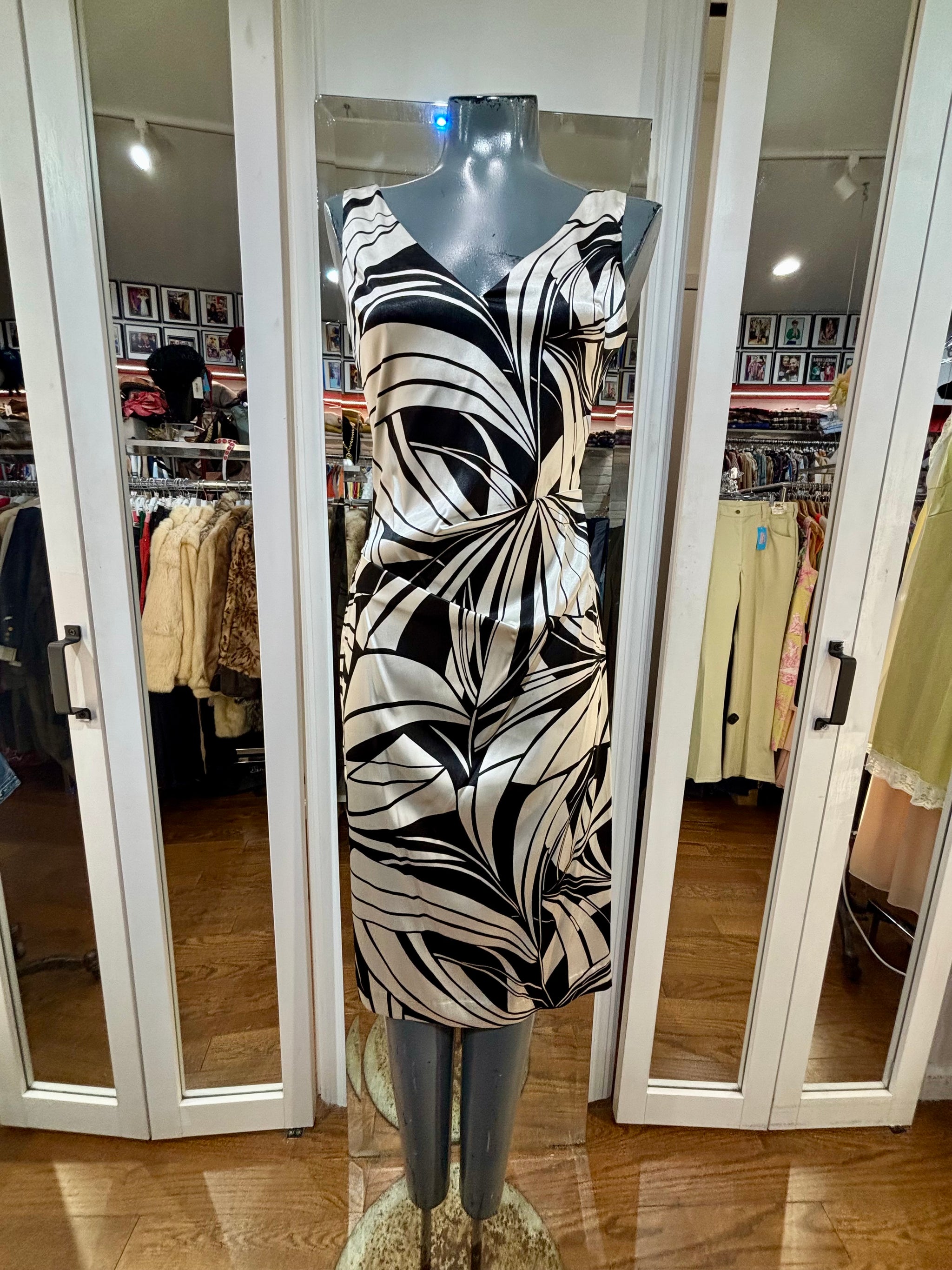 90’s Black And White Abstract Print Dress By Maggy London
