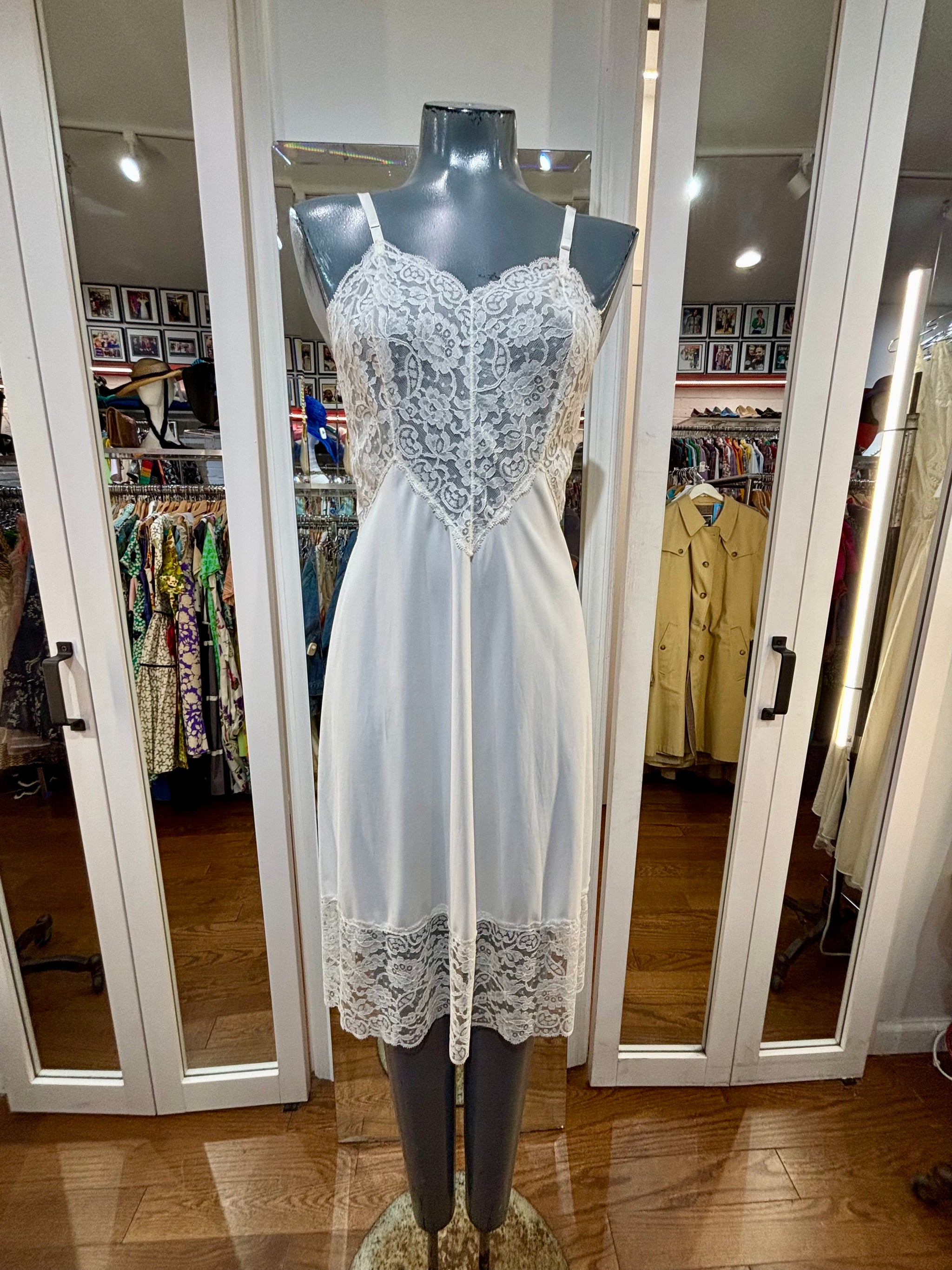 60’s White Slip Dress Featuring White Flower Lace By Vanity Fair