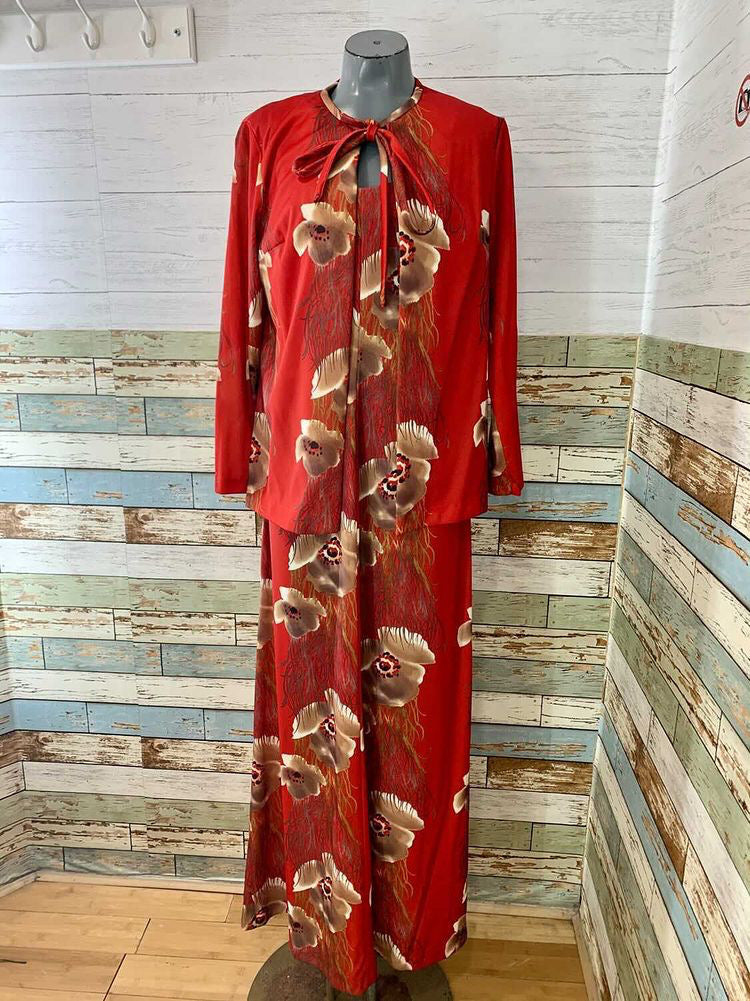 70s Oriental print 2 Piece Dress Set - Hamlets Vintage