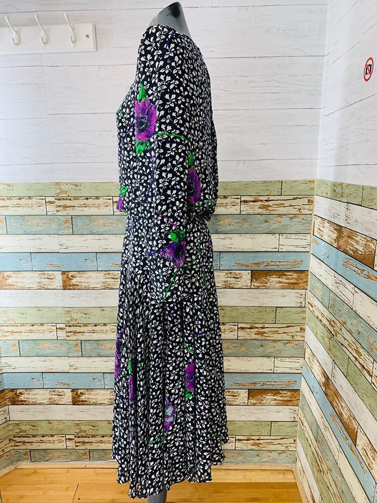 80s - Drop Waist Maxi Flower long Sleeve Flower Print Dress By Kono Ne Hamlets Vintage 80s - Drop Waist Maxi Flower long Sleeve Flower Print Dress By Kono Ne Hamlets Vintage