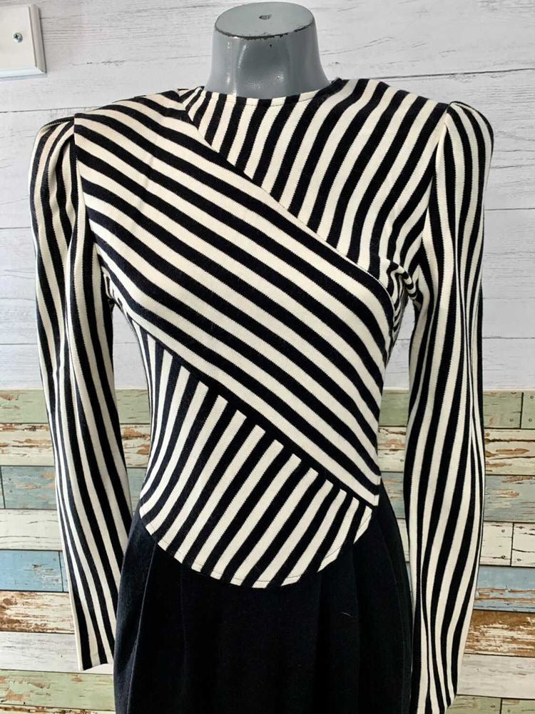90s Asymmetrical Stripes With Solid Plead Skirt By Choon California - Hamlets Vintage