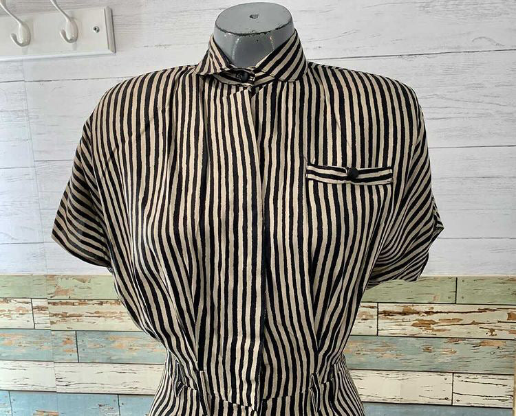 90s Cap Sleeve With Black & Gray Stripes By Scarlett - Hamlets Vintage