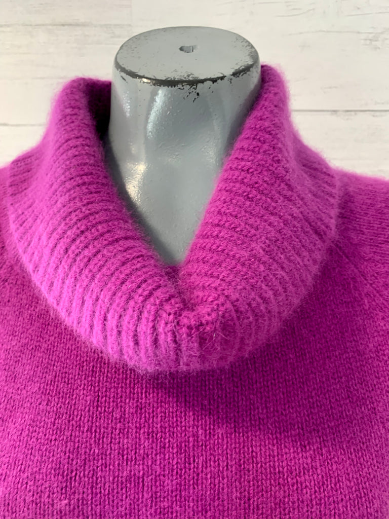 90’s Magenta Turtleneck Sweater - Hamlets Vintage
