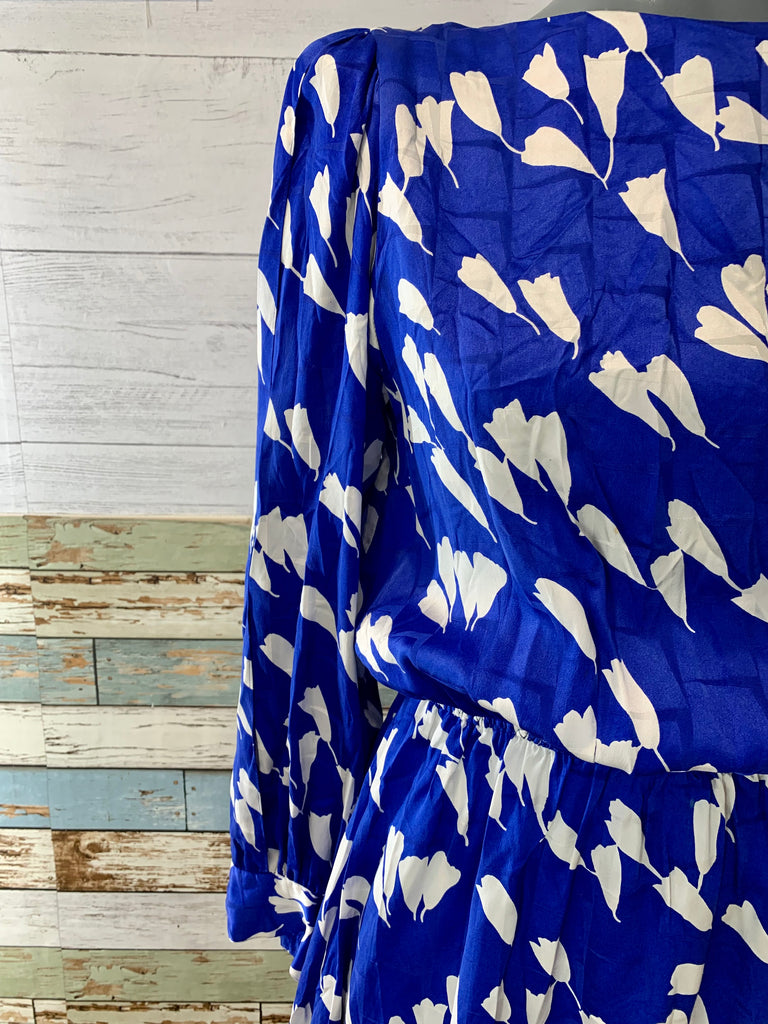 70’s Blue and White Tulip Print Mini A-Line Dress - Hamlets Vintage