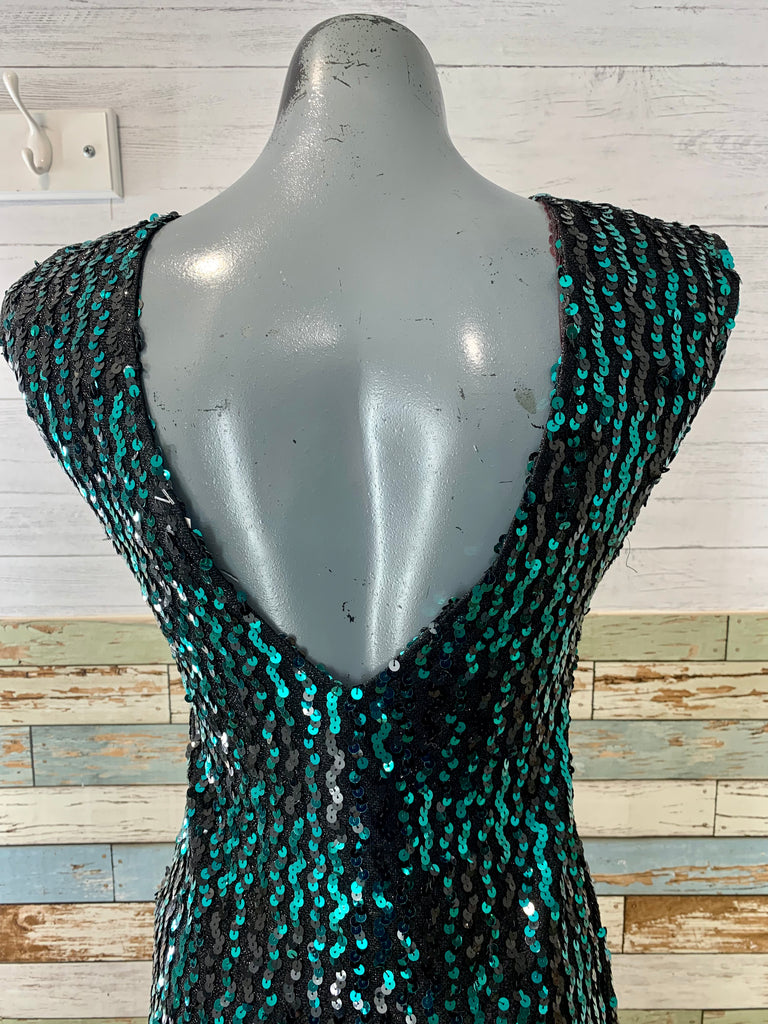 70s Green And Black Sequin Fitted Midi Dress - Hamlets Vintage