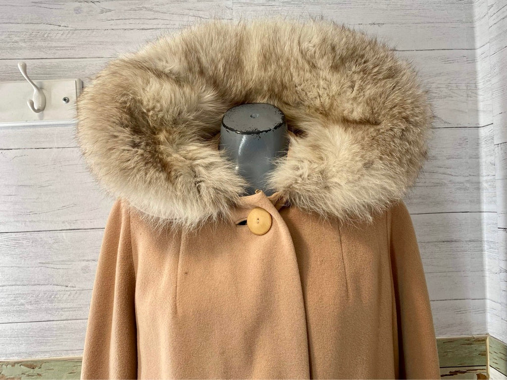 60s Beige Wool Coat With Fox Collar - Hamlets Vintage